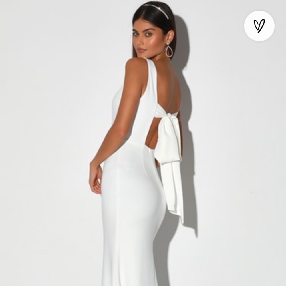 Lulu’s This Bliss Tie Back Sleeveless Maxi Dress